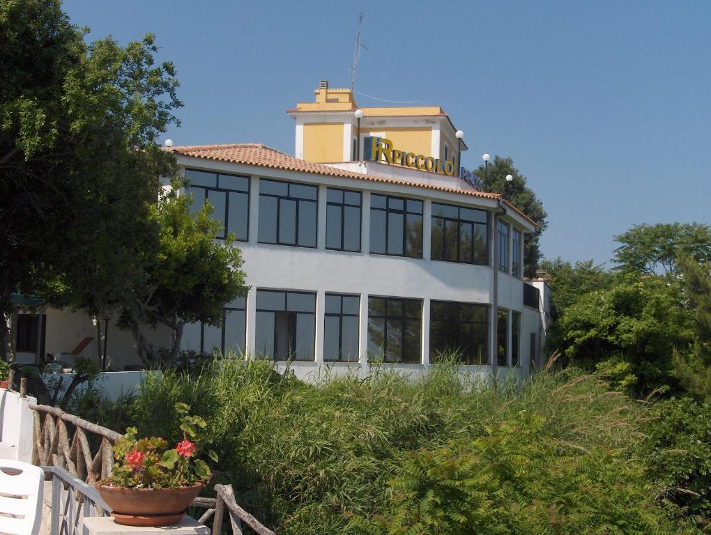 Hotel Piccolo Paradiso Di Rodi Garganico Exterior foto